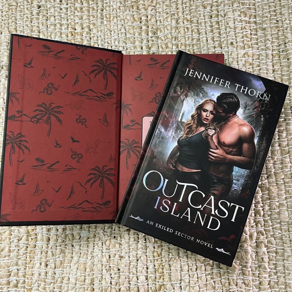NEW LIMITED EDITION Outcast Island by Jennifer Thorn Special Edition Hardback book cover with exclusive artwork and gold foil detailing