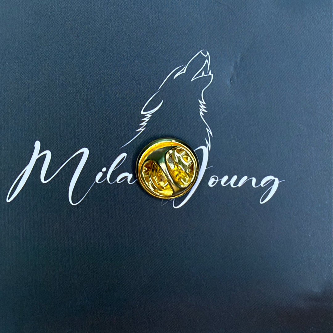 Lone White Wolf Pin